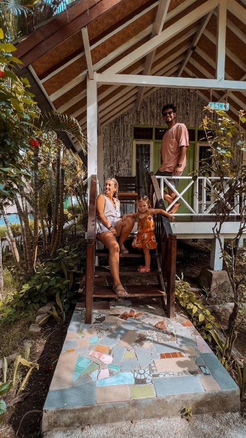 Aquarium Margo Gili Air Hotel Eksteriør billede